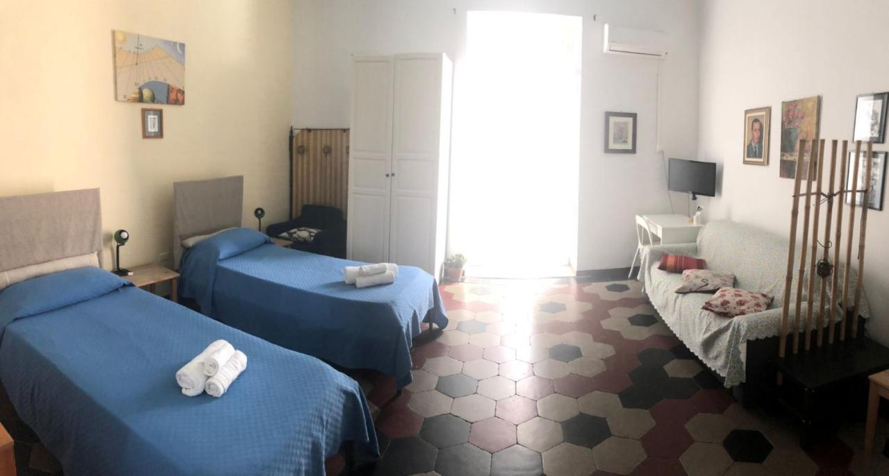B&B Galileo Galilei Caserte Extérieur photo