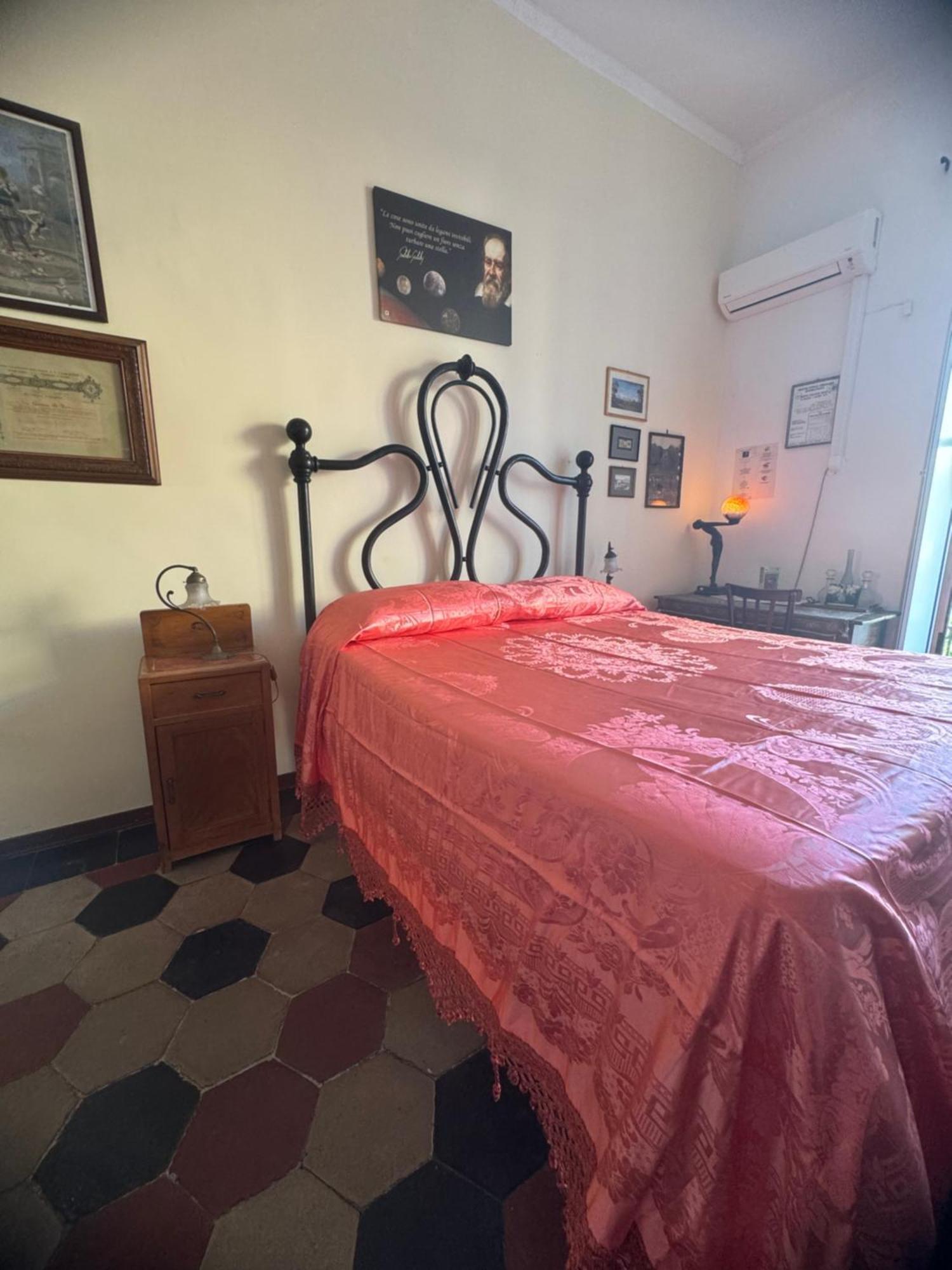 B&B Galileo Galilei Caserte Extérieur photo